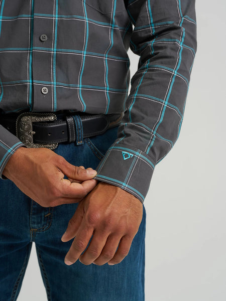 MENS WRANGLER CODY JOHNSON PLAID BUTTON DOWN SHIRT